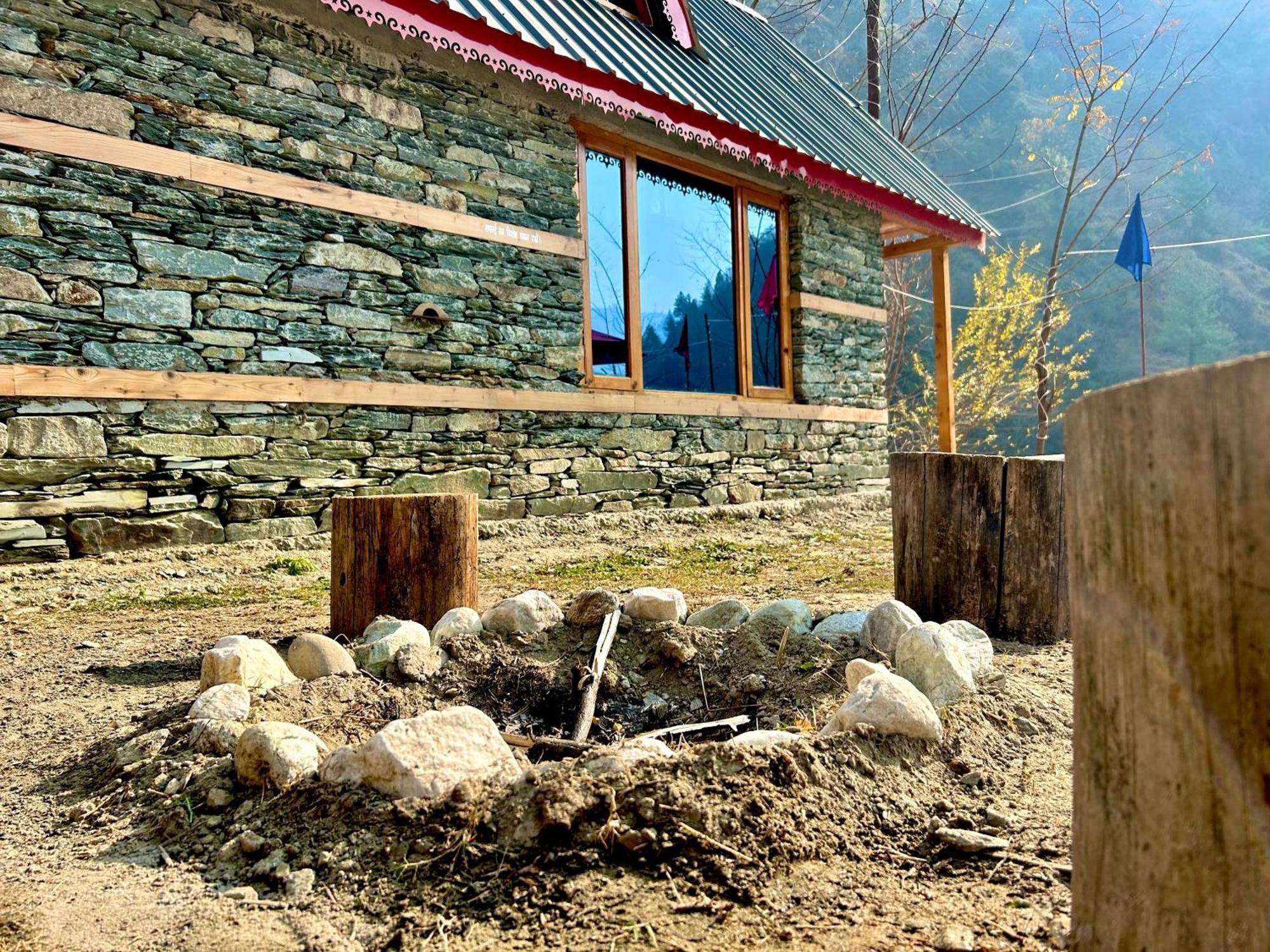 Sainj Riverside Cottages Extérieur photo